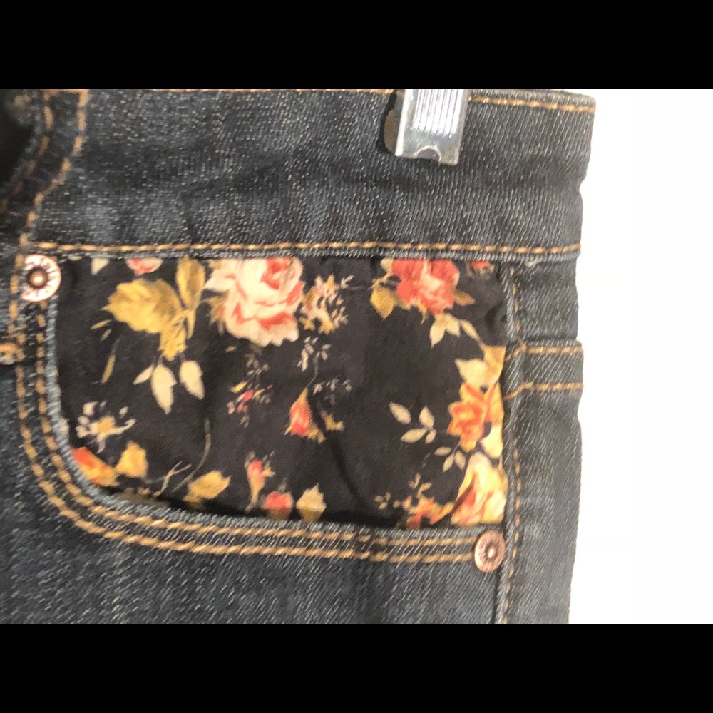 Floral Iris Cut Off Jean Shorts Size S - Picture 3 of 4